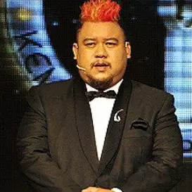 Afdlin Shauki net worth