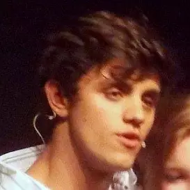 Felipe Simas net worth