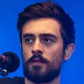 Kyle Simmons net worth