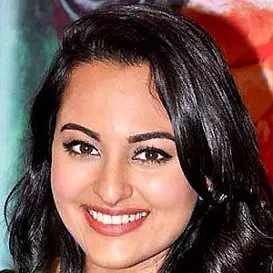 Sonakshi Sinha net worth