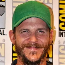 Gustaf Skarsgard net worth