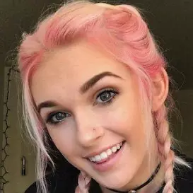 Taylor Skeens net worth