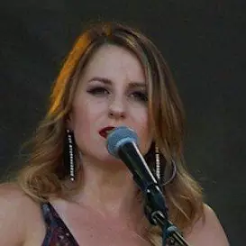 Caitlyn Smith net worth