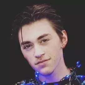 Dustin Smith net worth