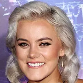 Taya Smith net worth