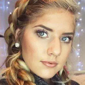 Lauren Snyder net worth