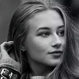 Jennie Sofie net worth