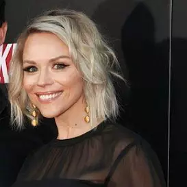 Julie Solomon net worth