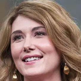 Jewel Staite net worth