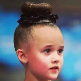 Chanelle Standifer net worth