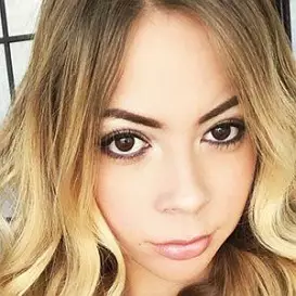 Khloe Starkey net worth