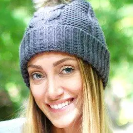 Myka Stauffer net worth