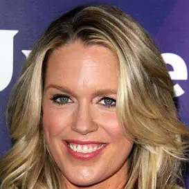 Jessica St. Clair net worth