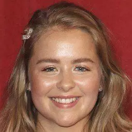 Isobel Steele net worth