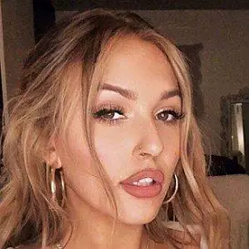 Lennon Stella net worth