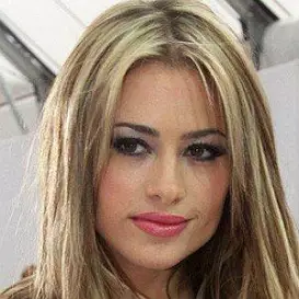 Martina Stella net worth