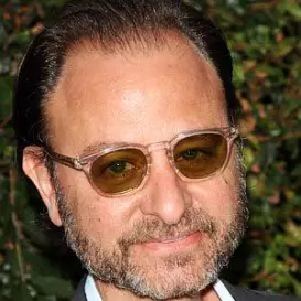 Fisher Stevens net worth