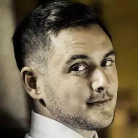 Alexander Stewart net worth