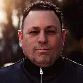 Bruce Stewart net worth