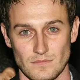 Josh Stewart net worth
