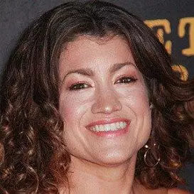 Sarah Stiles net worth