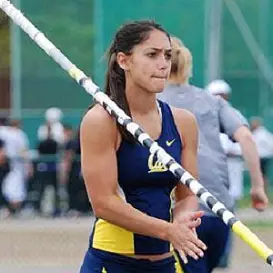 Allison Stokke net worth