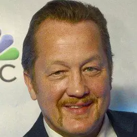 Christian Stolte net worth