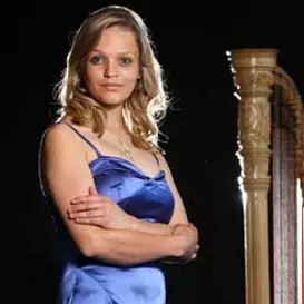 Hannah Stone net worth