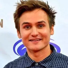 Moses Storm net worth