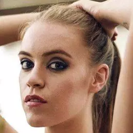 Rubia Stri net worth