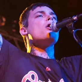 Ahren Stringer net worth