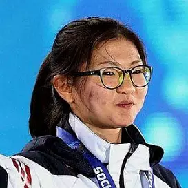 Shim Suk-hee net worth