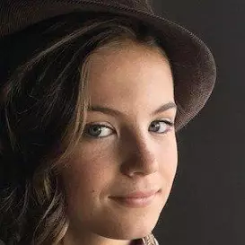 Charlotte Summers net worth