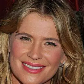 Kristy Swanson net worth
