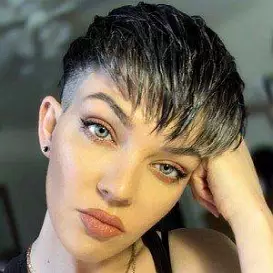 Heather Symmes net worth