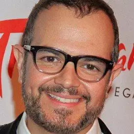 Aleks Syntek net worth
