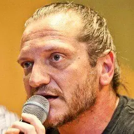 Dario Sztajnszrajber net worth