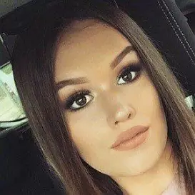 Annelies Törös net worth