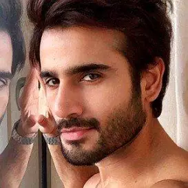 Karan Tacker net worth