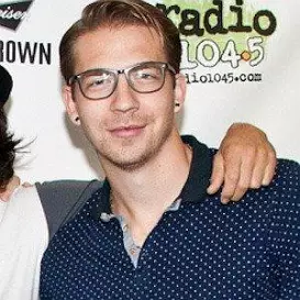 Alex Tanas net worth