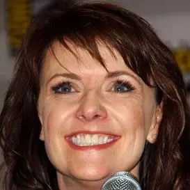 Amanda Tapping net worth