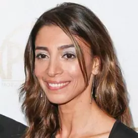 Bella Tatarian net worth