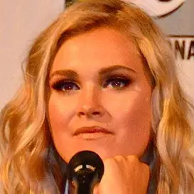 Eliza Taylor net worth