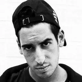 Elliot Tebele net worth