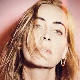 Anouk Teeuwe net worth