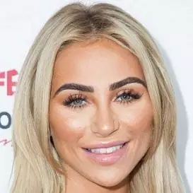 Khloe Terae: Top 10 Must-Know Facts About Model | FamousDetails
