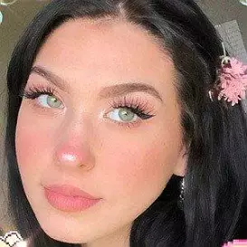 Addy Rae Tharp net worth