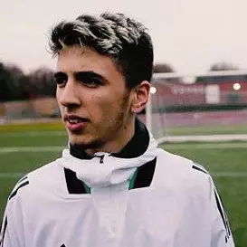 TheBurntChip net worth