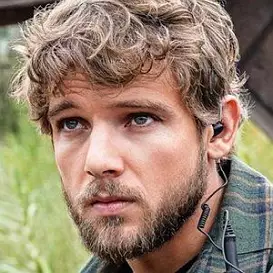 Max Thieriot net worth