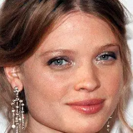 Melanie Thierry net worth